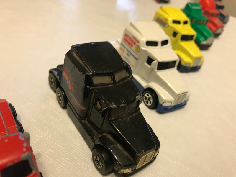 Illustration for article titled Colossal Die-Cast Collection - Box 102 - Keep on Truckin'